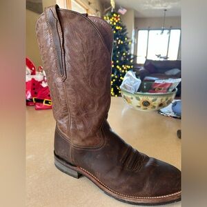 Men’s Lucchese Boots 10.5 D - like new